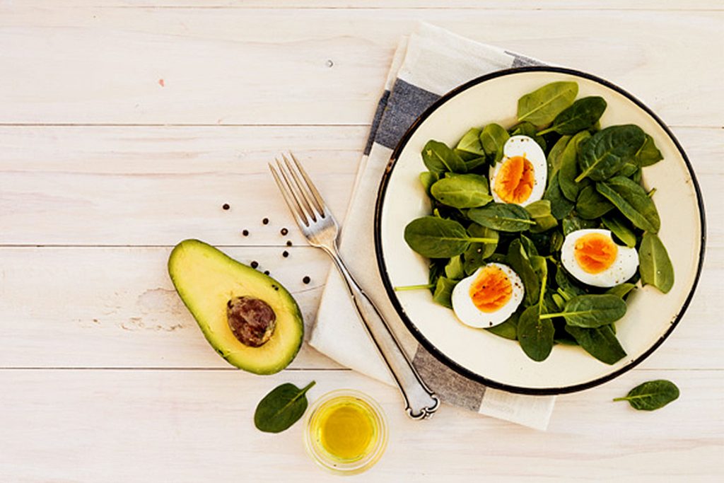 Tasty Spinach Egg Salad